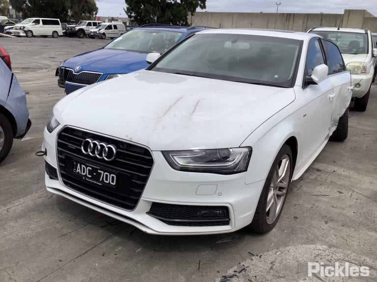 2014 AUDI A4 B8 8K, A4/S4, MANUAL FOLD, NO LANE CHANGE ASSIST TYPE, 2 PLUG (6/2 WIRE), 05/09-01/16 8K2857409AF LEFT DOOR MIRROR