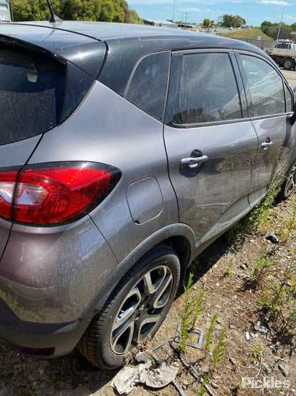 2016 RENAULT CAPTUR J87, 08/14-05/17 963016046R RIGHT DOOR MIRROR