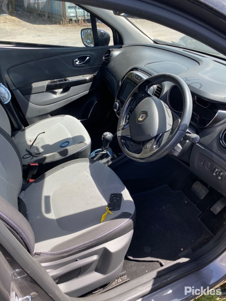2016 RENAULT CAPTUR J87, 08/14- 651000391R BONNET