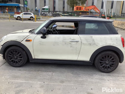 2018 MINI COOPER F55/F56, STANDARD TYPE, 04/14- 31316852412 RIGHT FRONT STRUT