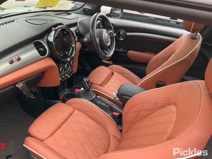 2023 MINI COOPER F55/F56/F57, 04/14- 32305A0C816 STEERING WHEEL