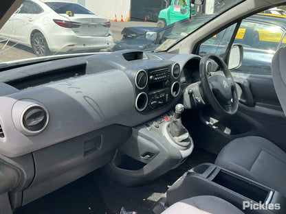 2015 CITROEN BERLINGO B9C, 03/09-10/15 7401PT FRONT BUMPER