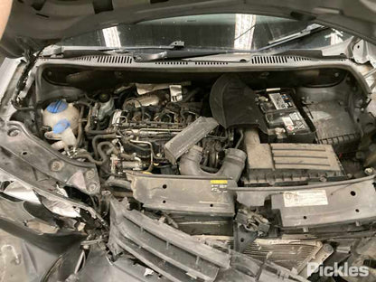 Wrecking 2015 VOLKSWAGEN CADDY for Used Parts VW1512