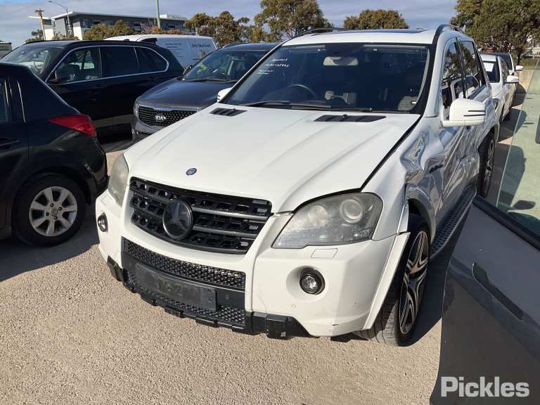Wrecking 2010 MERCEDES M CLASS for Used Parts MB1515