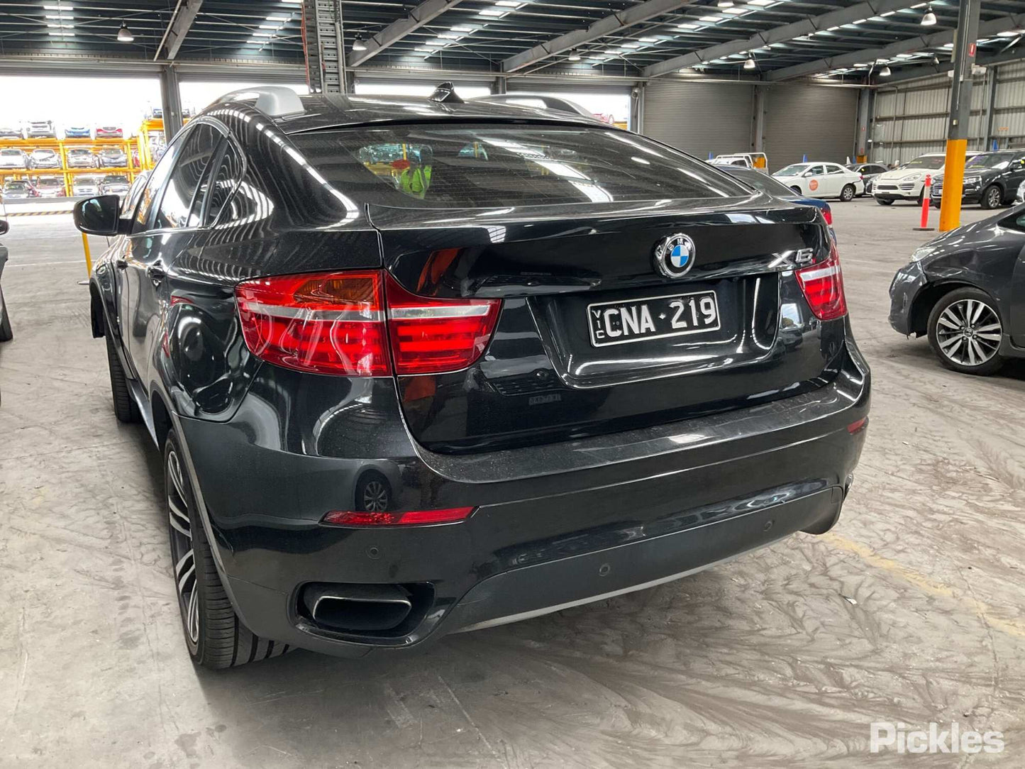 2013 BMW X6 E71, 05/12-11/14  FUEL DOOR FILLER