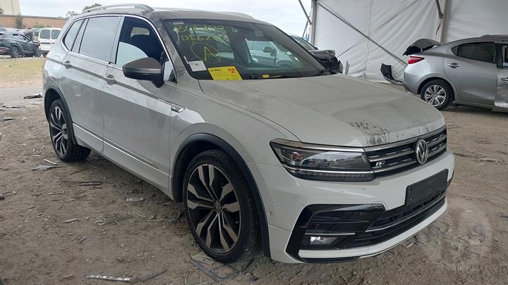 2019 VOLKSWAGEN TIGUAN LEFT FRONT DOOR LOCK, ALLSPACE, P/N 5NN837015C, 5NA, 10/18- 5K2837015J DOOR BOOT GATE LOCK