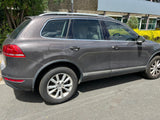 2012 VOLKSWAGEN TOUAREG 7P, 12/10-04/18  LEFT FRONT DOOR WINDOW