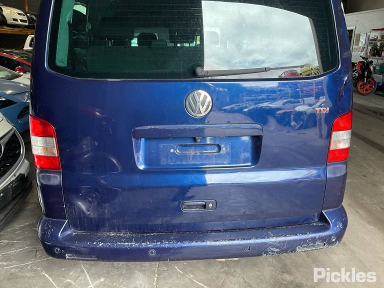Wrecking 2009 VOLKSWAGEN TRANSPORTER for Used Parts VW1535
