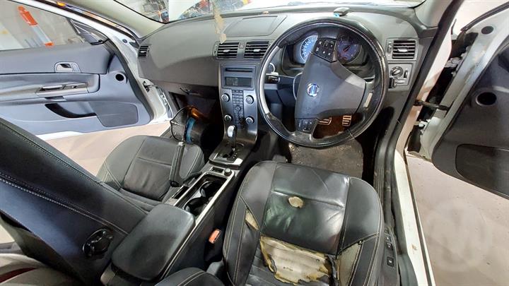 Wrecking 2011 VOLVO C30 for Used Parts VO1542
