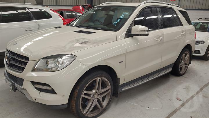 2012 MERCEDES M CLASS W166, 03/12-01/16 A1666200534/A1666205901 RADIATOR SUPPORT