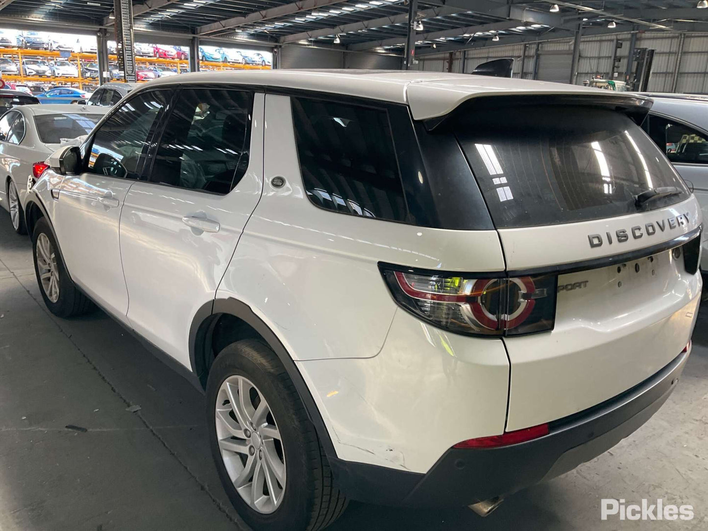 Wrecking 2019 LAND ROVER DISCOVERY SPORT for Used Parts LR1550