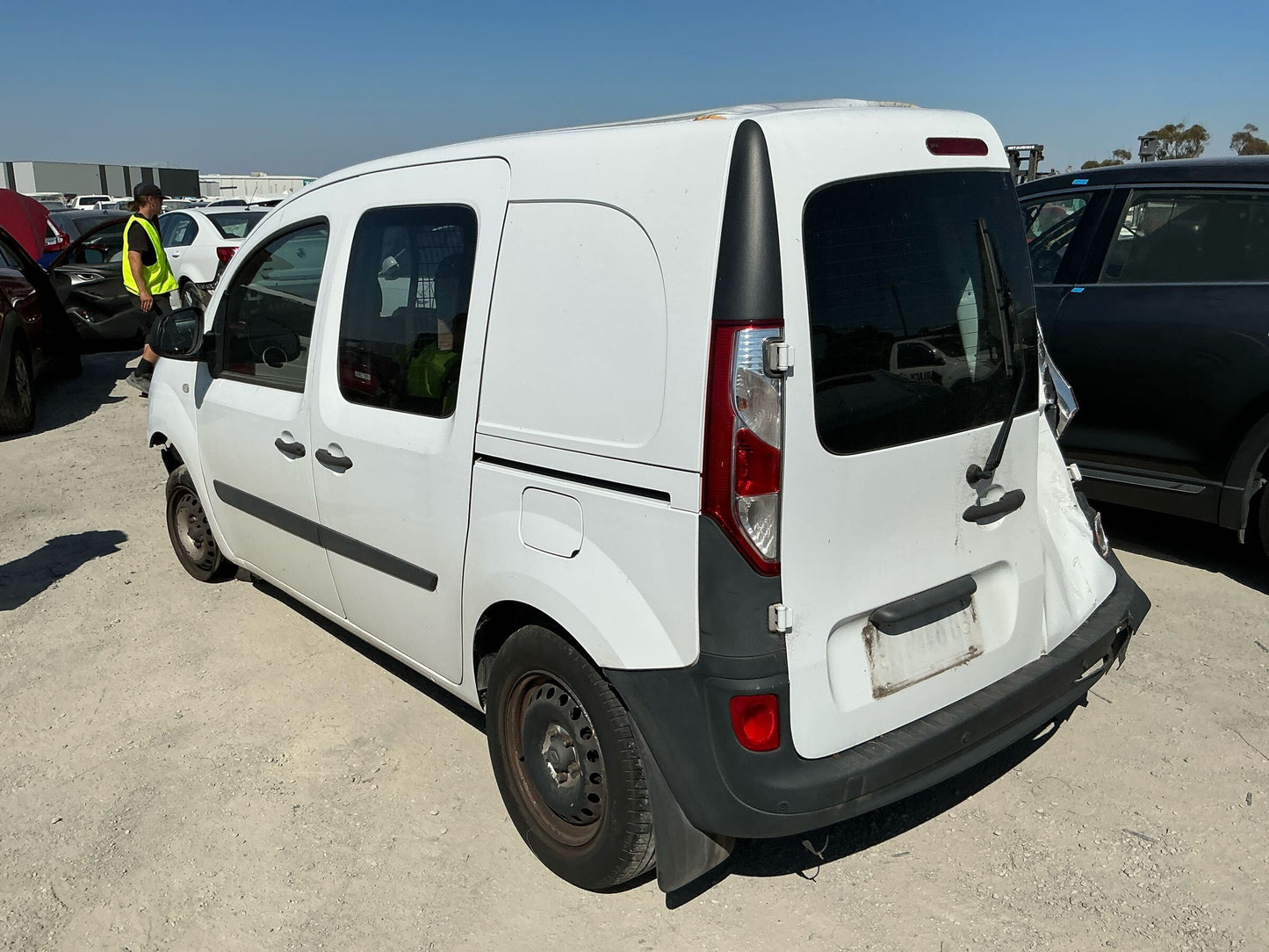 Wrecking 2014 RENAULT KANGOO for Used Parts RN1556