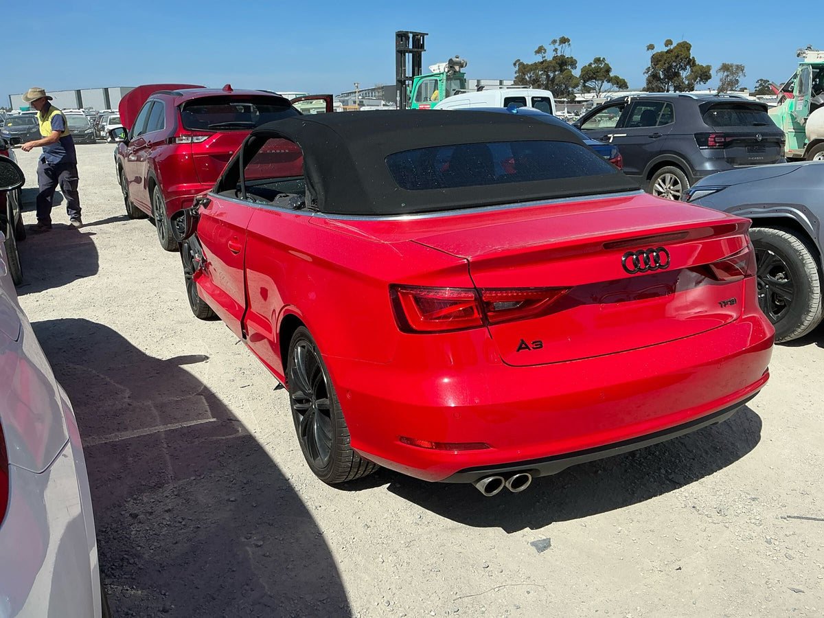 2014 AUDI A3 8V, 2DR CABRIOLET, 04/14-10/20 8V7837462B RIGHT FRONT WINDOW REG MOTOR