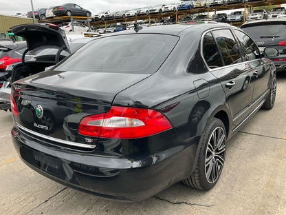 Wrecking 2013 SKODA SUPERB for Used Parts SK1567