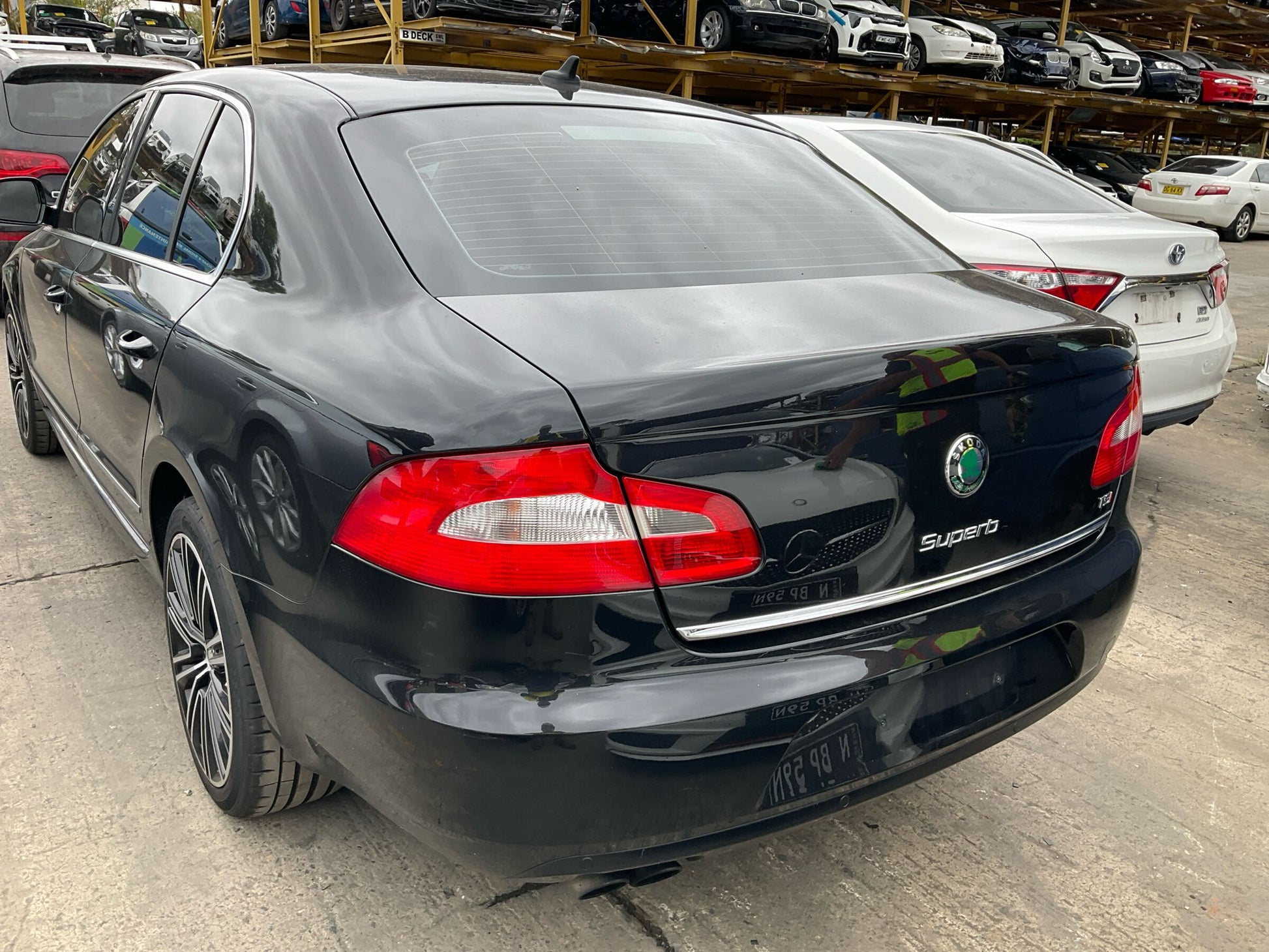 Wrecking 2013 SKODA SUPERB for Used Parts SK1567