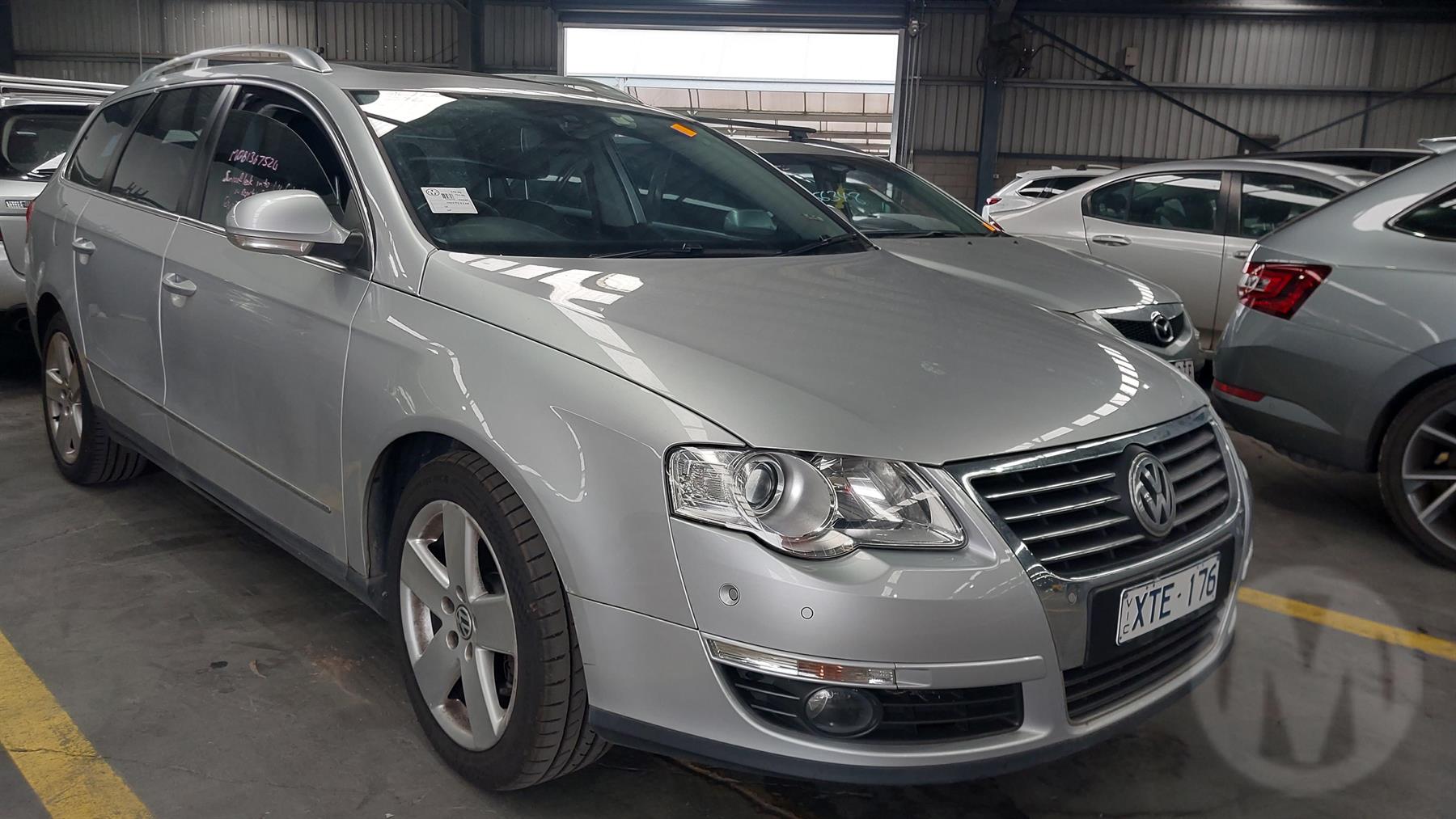 2010 VOLKSWAGEN PASSAT LEFT FRONT DOOR LOCK, 3C/MK6 B6-B7, SEDAN/WAGON, P/N 3C2837015A, 03/06-05/15 3C2 837 015 A DOOR BOOT GATE LOCK