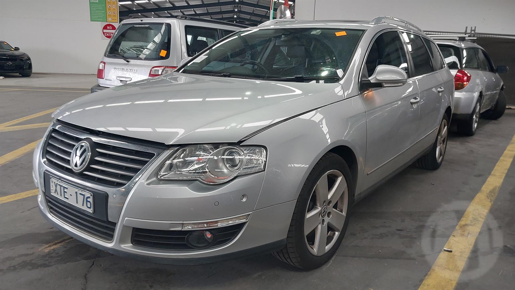 2010 VOLKSWAGEN PASSAT LEFT FRONT DOOR LOCK, 3C/MK6 B6-B7, SEDAN/WAGON, P/N 3C2837015A, 03/06-05/15 3C2 837 015 A DOOR BOOT GATE LOCK