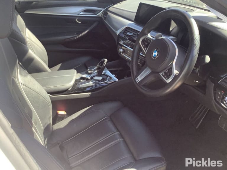 2020 BMW 5 SERIES STEERING WHEEL, G30/G31, SEDAN/WAGON, 03/17- 32307855724 RIGHT AIRBAG