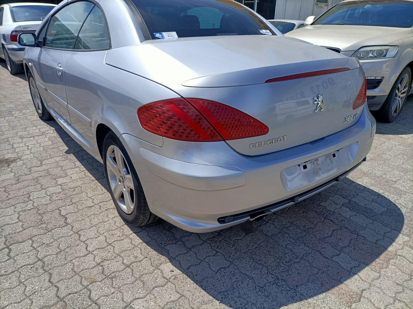 2005 PEUGEOT 307 T5, PAIR, 12/01-04/05 8143HH  8143GC SUNVISOR