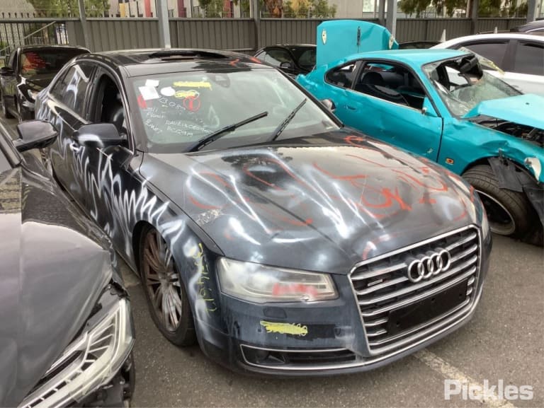 2014 AUDI A8 D4, FRONT CAMERA (GRILLE MOUNTED), 08/10-06/17  REVERSE CAMERA