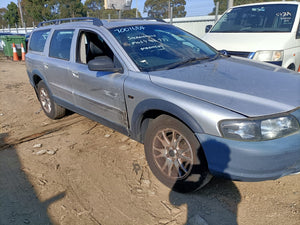 2003 VOLVO XC70 04/03-11/07  RIGHT REAR DOOR WINDOW