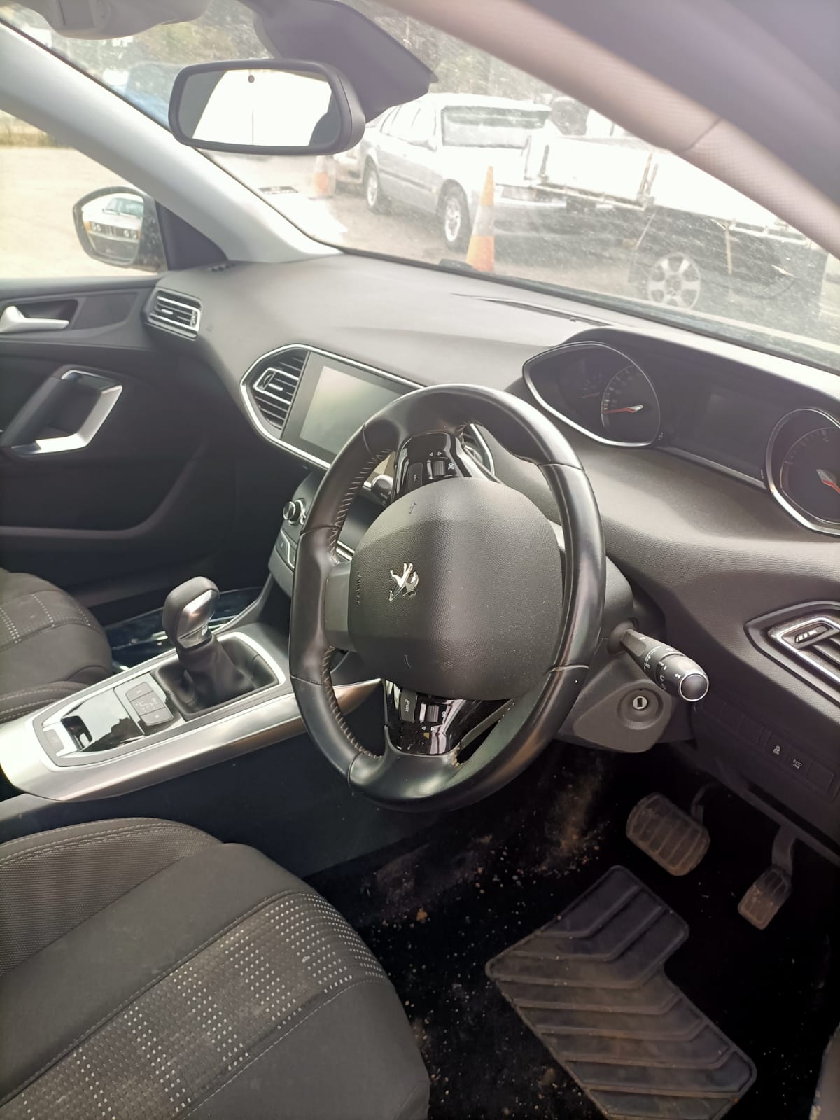 2016 PEUGEOT 308 T9, 10/14-05/21 96781446PR COURTESY LIGHT