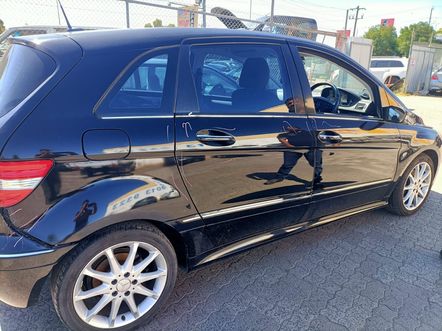 2007 MERCEDES B CLASS RIGHT FRONT DOOR LOCK, W245, 11/05-08/08 A1697201635 DOOR BOOT GATE LOCK