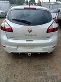 2016 RENAULT MEGANE RIGHT FRONT DOOR LOCK, X32/B95/K95, 5DR HATCH/WAGON, P/N 805020001R, 09/10-05/16 805020001R DOOR BOOT GATE LOCK