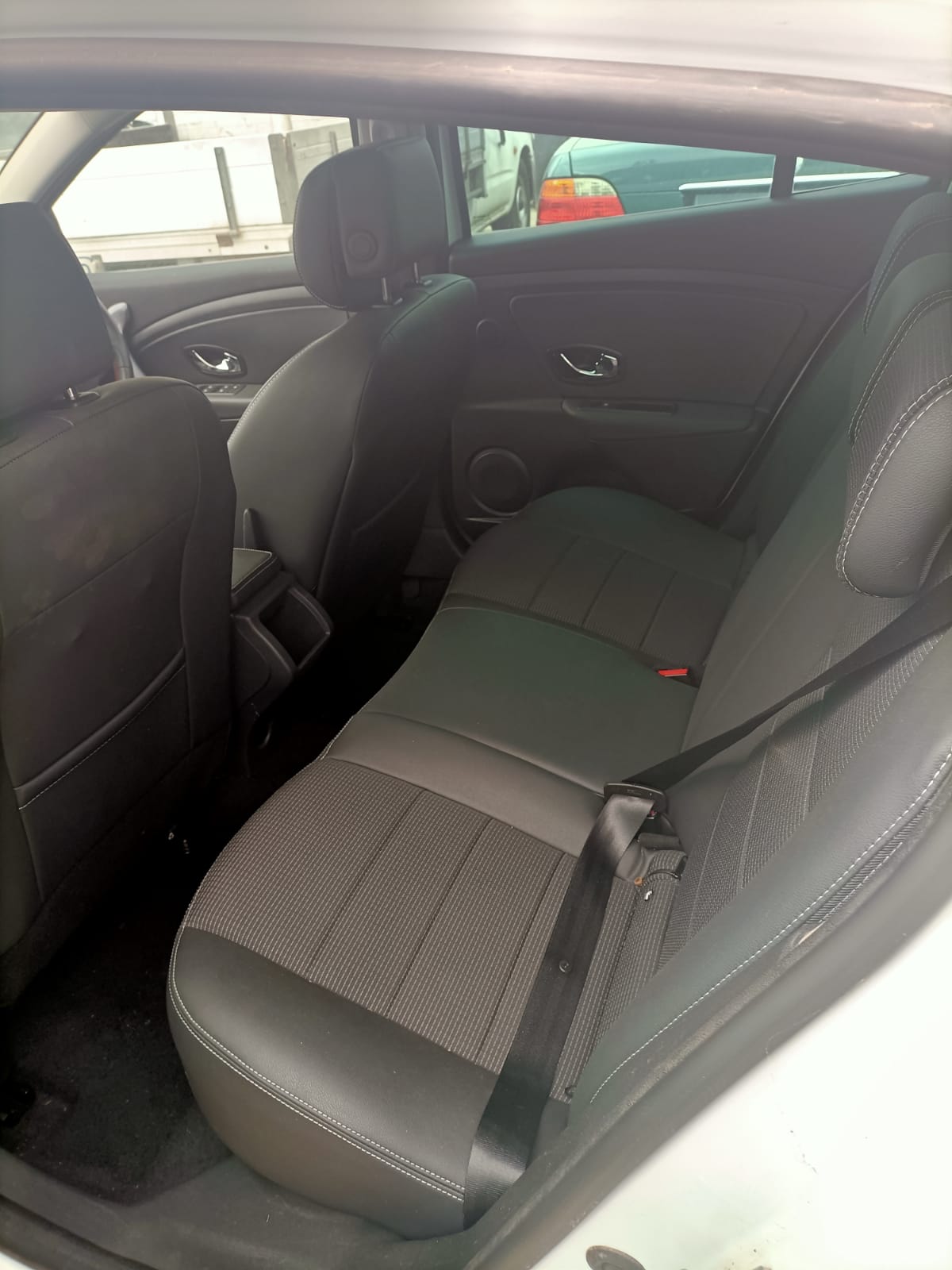 2016 RENAULT MEGANE BFB/KFB, 1.6, PETROL, 06/16-02/20 926004EB0A A C COMPRESSOR