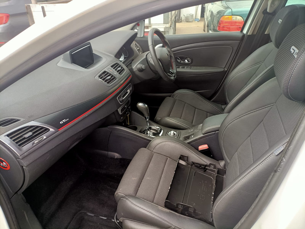 2016 RENAULT MEGANE UNDER DASH, BFB/LFF/KFB, 06/16-02/20  FUSE BOX