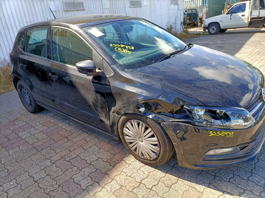 2015 VOLKSWAGEN POLO LEFT FRONT DOOR LOCK, 6R, P/N 5K2837015J, 05/10-09/17 5K2837015J DOOR BOOT GATE LOCK
