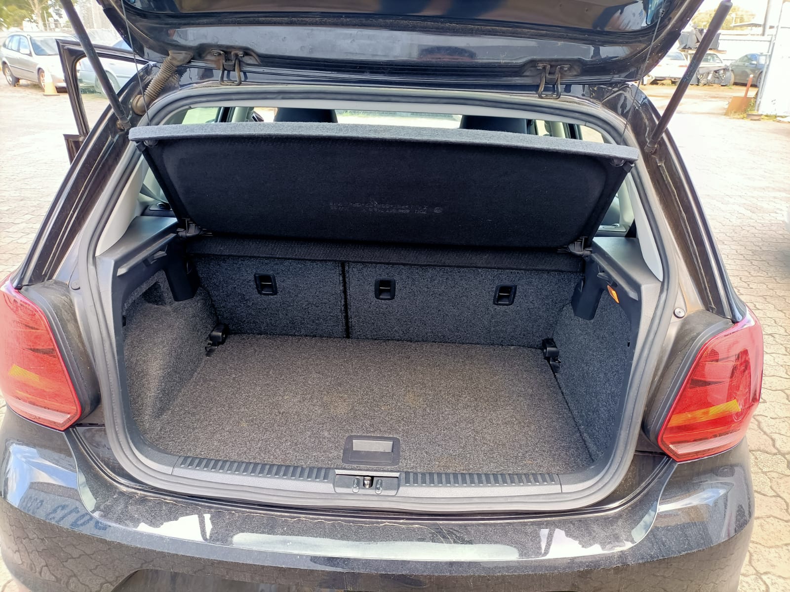 2015 VOLKSWAGEN POLO BUMPER FOGLAMP, NON DAYTIME RUNNING LAMP, 6R, 05/14-09/17 6C0941661D LEFT INDICATOR FOG SIDE