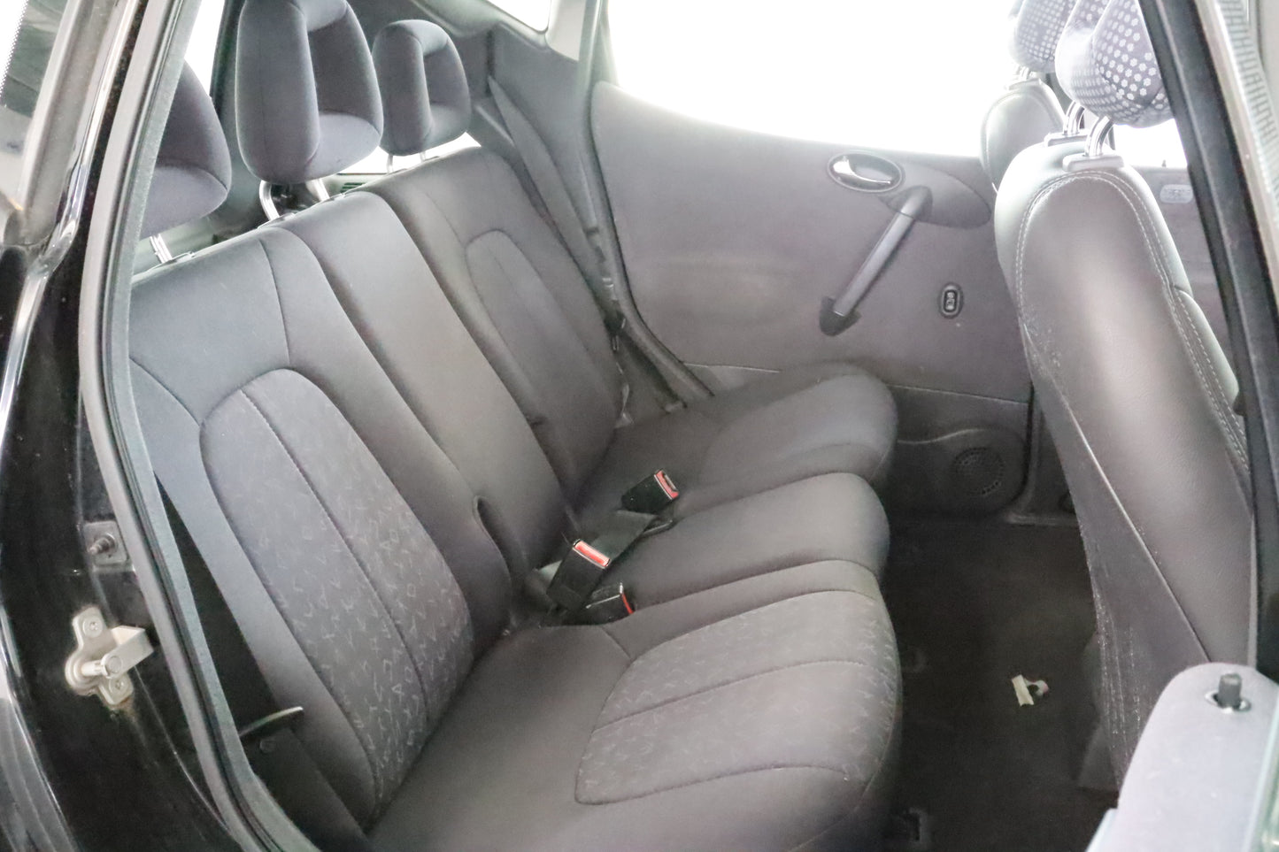 2001 MERCEDES A CLASS W168 MAIN 10/98-05/05  LEFT FRONT DOOR WINDOW