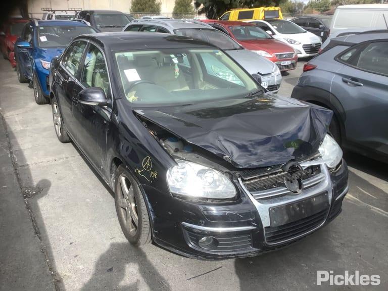 2010 VOLKSWAGEN JETTA 1KM, 02/06-07/11 1K5833106E RIGHT REAR DOOR