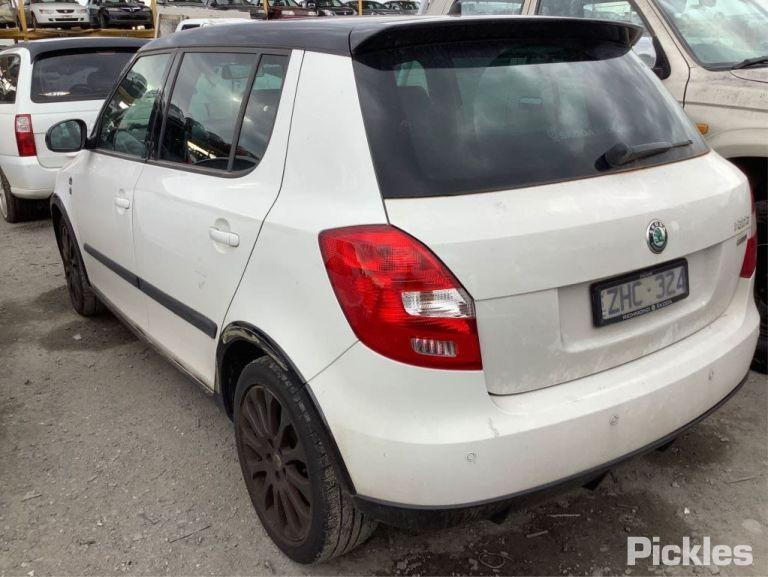2012 SKODA FABIA 5J, 08/11-01/15 5J0845021G LEFT FRONT DOOR WINDOW