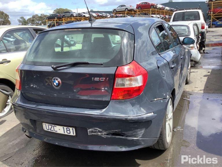 2006 BMW 1 SERIES E87, HATCH, 10/04-01/07 63126924488 RIGHT HEADLAMP