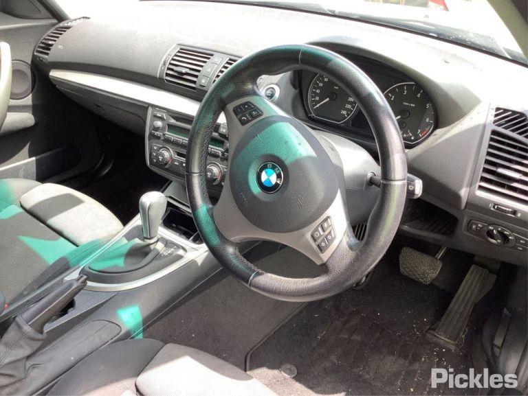 2006 BMW 1 SERIES E87, HATCH, 10/04-01/07 63126924488 RIGHT HEADLAMP