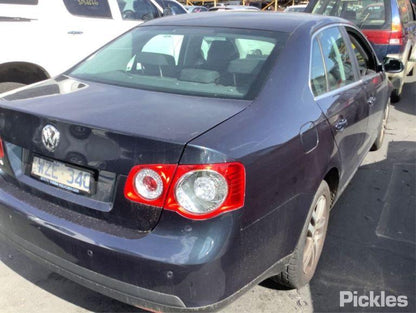 2008 VOLKSWAGEN JETTA 1KM, 02/06-07/11 1K5837461B LEFT FRONT WINDOW REG MOTOR