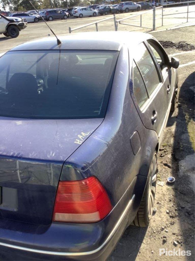 2003 VOLKSWAGEN BORA 1J, AUST TYPE, W/O FOGLAMP, 12/99-12/05 1J5941018BF RIGHT HEADLAMP