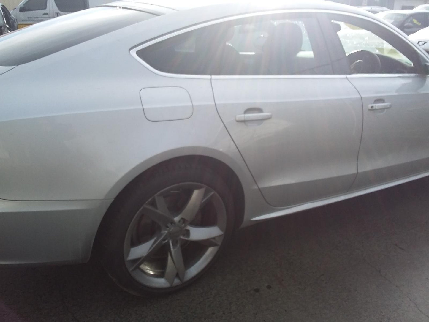 2011 AUDI A5/S5 A5/S5, BOOTLID/TAILGATE LAMP (RH SIDE), 8T, COUPE/HATCH, NON LED TYPE, 10/07-11/11 8T0945094A REAR GARNISH