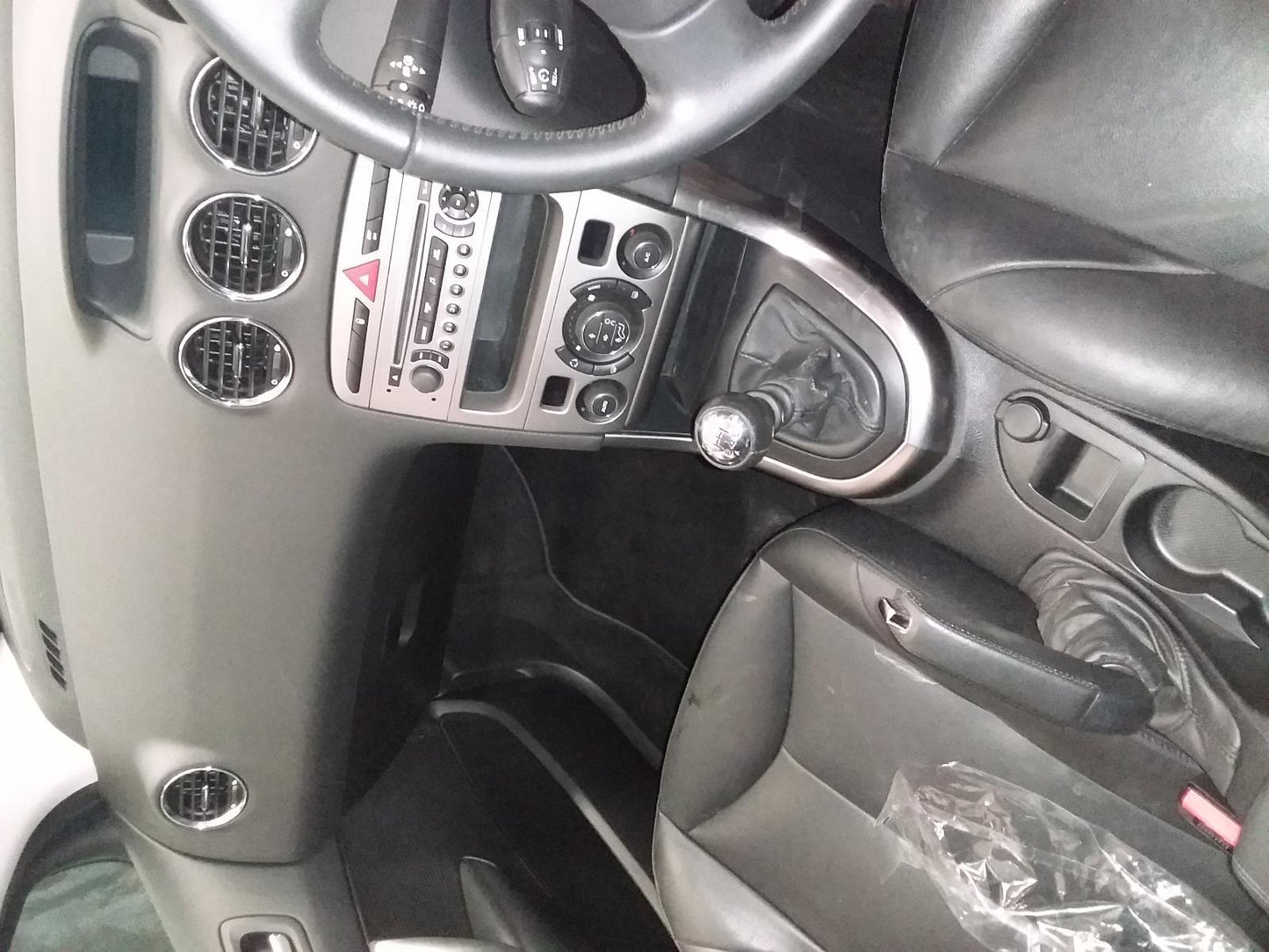 2011 PEUGEOT 308 RH FRONT, SEAT BELT ONLY, HATCH/WAGON, T7, 09/07-12/13 8976S2 SEAT BELT STALK