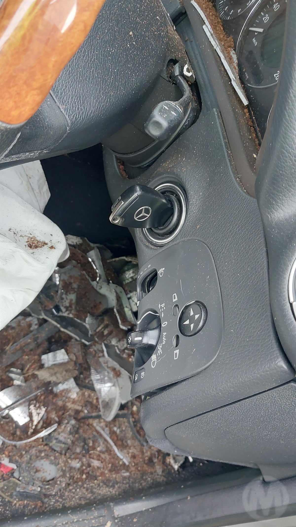 2004 MERCEDES CLK LH FRONT, SEATBELT FEEDER ASSY, C209/A209, 06/02-06/09 A2098680122  9B51 SEAT BELT STALK