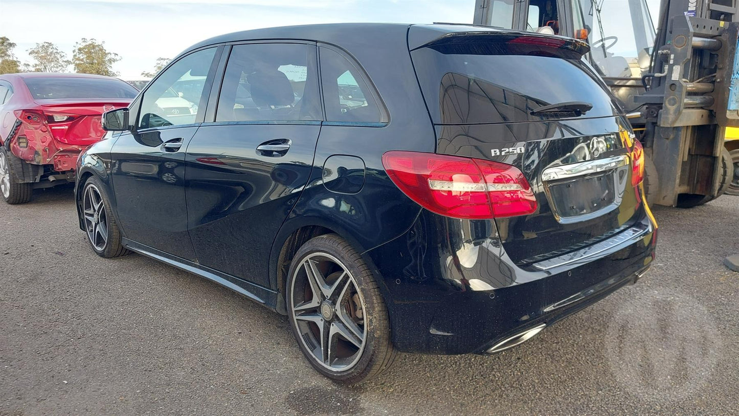 2015 MERCEDES B CLASS AUTO, AWD, PETROL, 2.0, TURBO, W246, 724.011 CODE, 11/14-02/19 A2463704003 TRANS GEARBOX