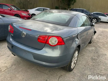 2009 VOLKSWAGEN EOS 1F, HALOGEN TYPE, 02/07-02/11  RIGHT HEADLAMP