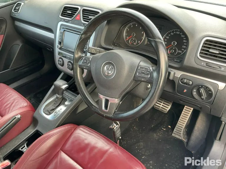 Wrecking 2009 VOLKSWAGEN EOS for Used Parts VW1605