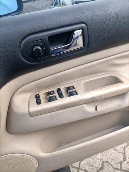 2001 VOLKSWAGEN GOLF LEFT FRONT DOOR LOCK, HATCH, GEN 4, 09/98-06/04 6X2837013H DOOR BOOT GATE LOCK