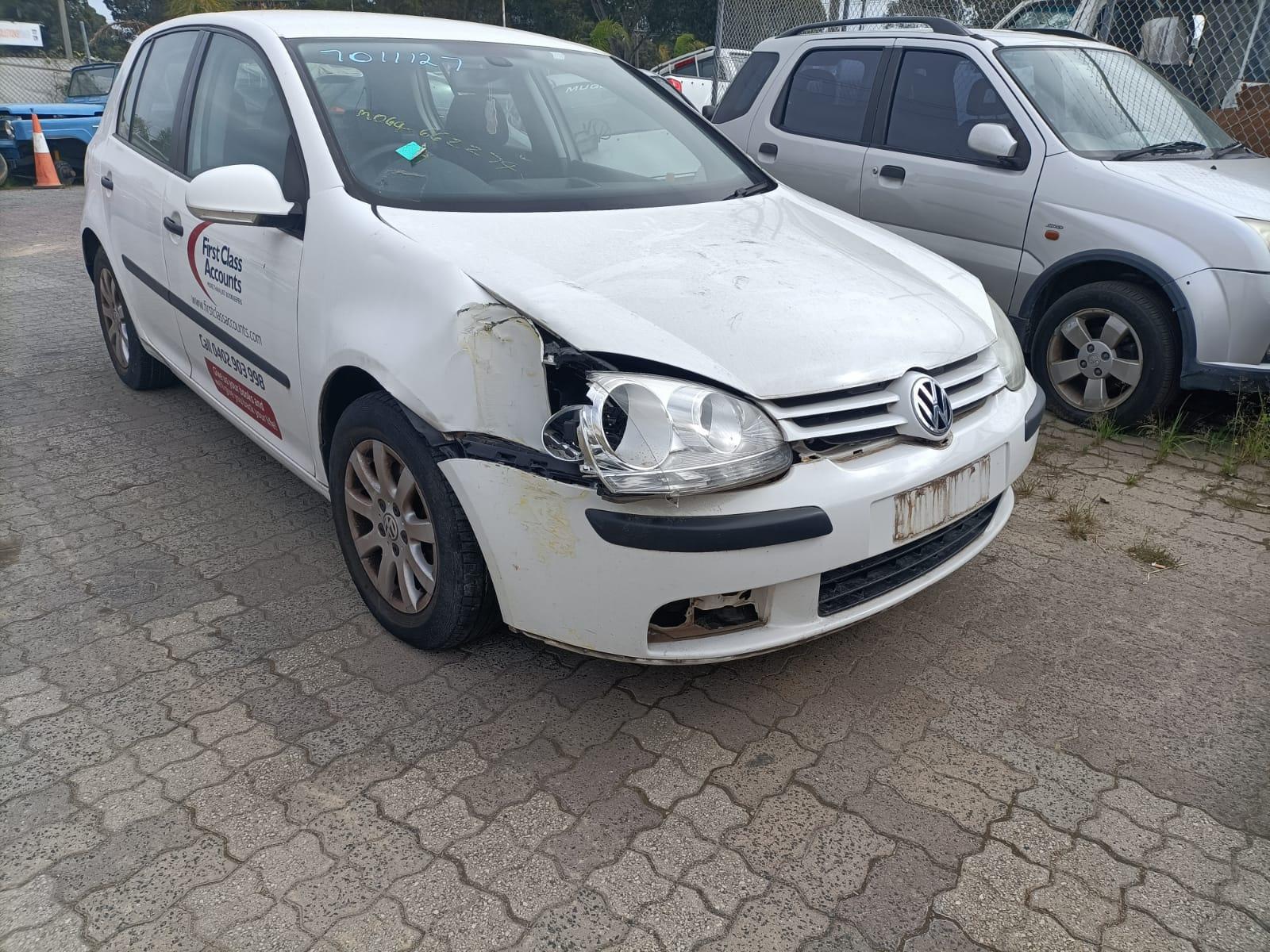 2008 VOLKSWAGEN GOLF GEN 5, HATCH, NON TINTED TYPE, 07/04-02/09 1K6945096AA RIGHT TAILLIGHT