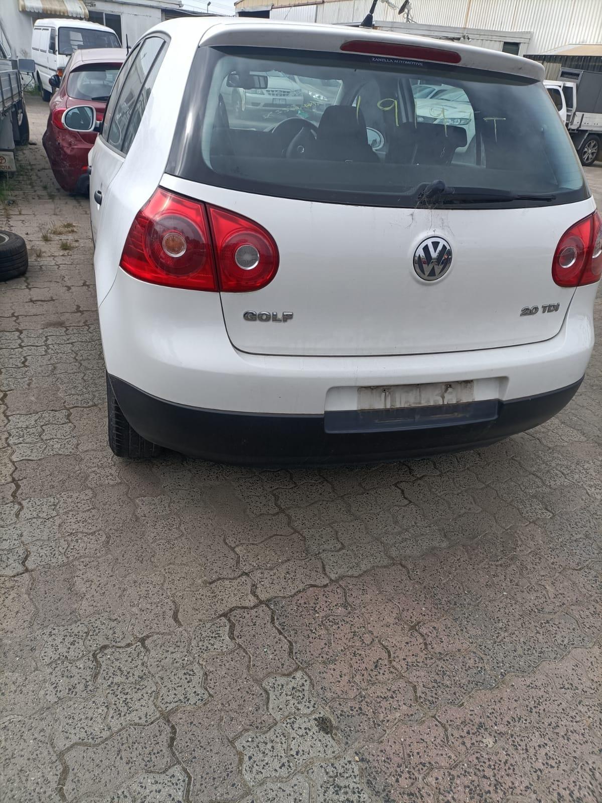 2008 VOLKSWAGEN GOLF TAILGATE LAMP (LH SIDE), GEN 5, NON TINTED TYPE, 07/04-02/09 1K6945093F REAR GARNISH