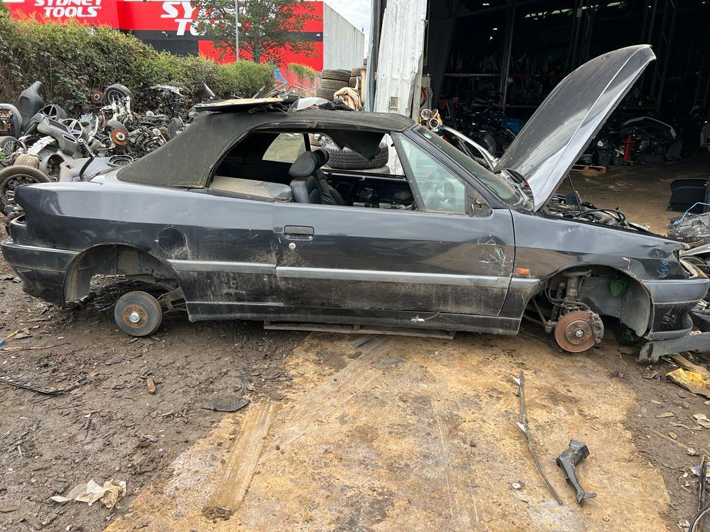 1994 PEUGEOT 306 N3 04/94-07/97  DOOR BOOT GATE LOCK