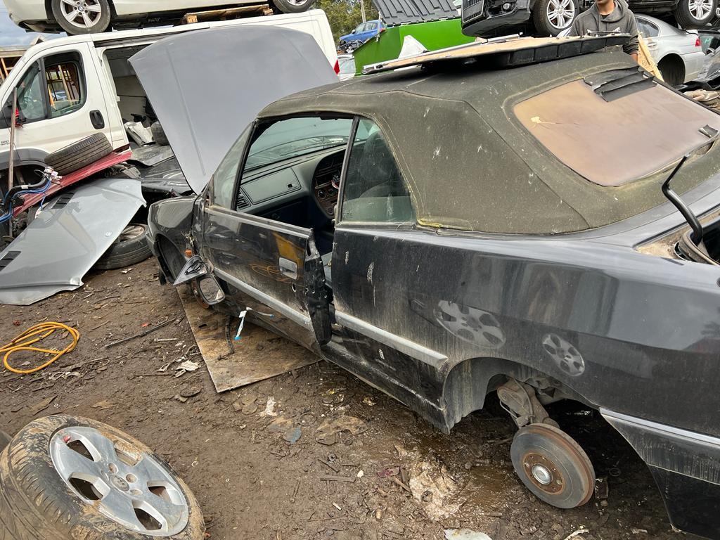 1994 PEUGEOT 306 N3, 3DR HATCH, 04/94-07/97 920269 RIGHT FRONT DOOR WINDOW